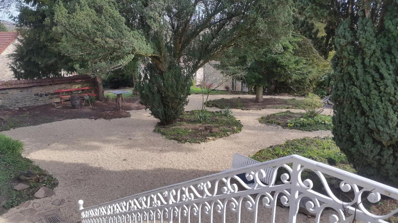 לינה וארוחת בוקר Paris-lʼHôpital Le Manoir De Cocelle מראה חיצוני תמונה